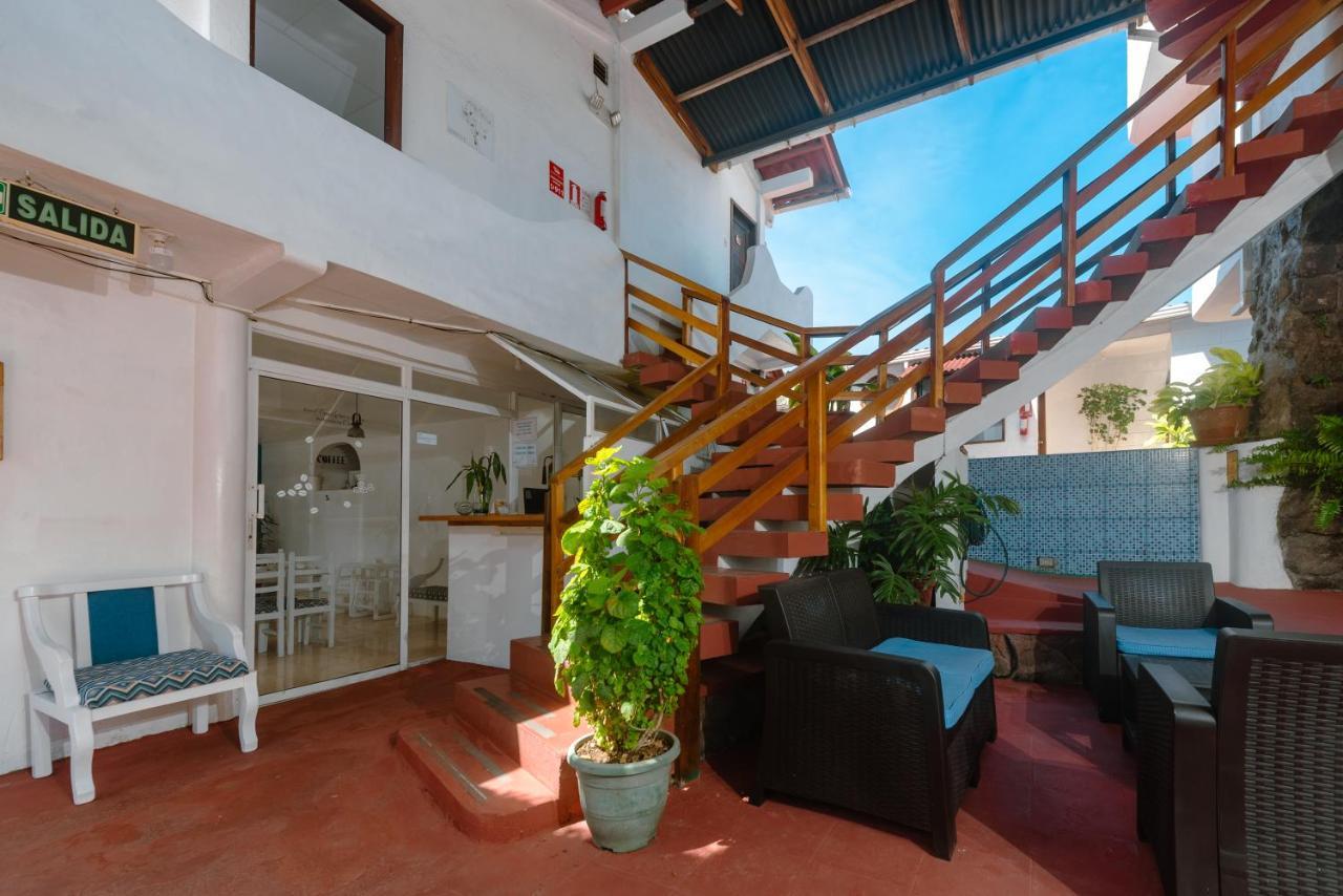Hostal North Seymour Пуэрто-Айора Экстерьер фото