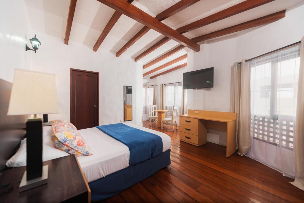 Hostal North Seymour Пуэрто-Айора Экстерьер фото