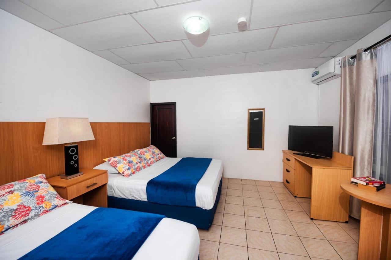 Hostal North Seymour Пуэрто-Айора Экстерьер фото