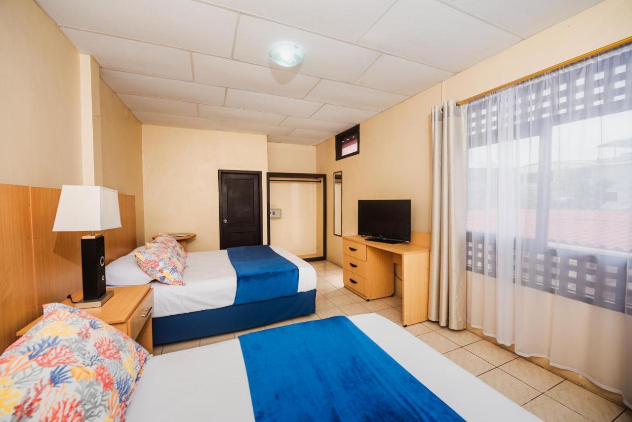 Hostal North Seymour Пуэрто-Айора Экстерьер фото