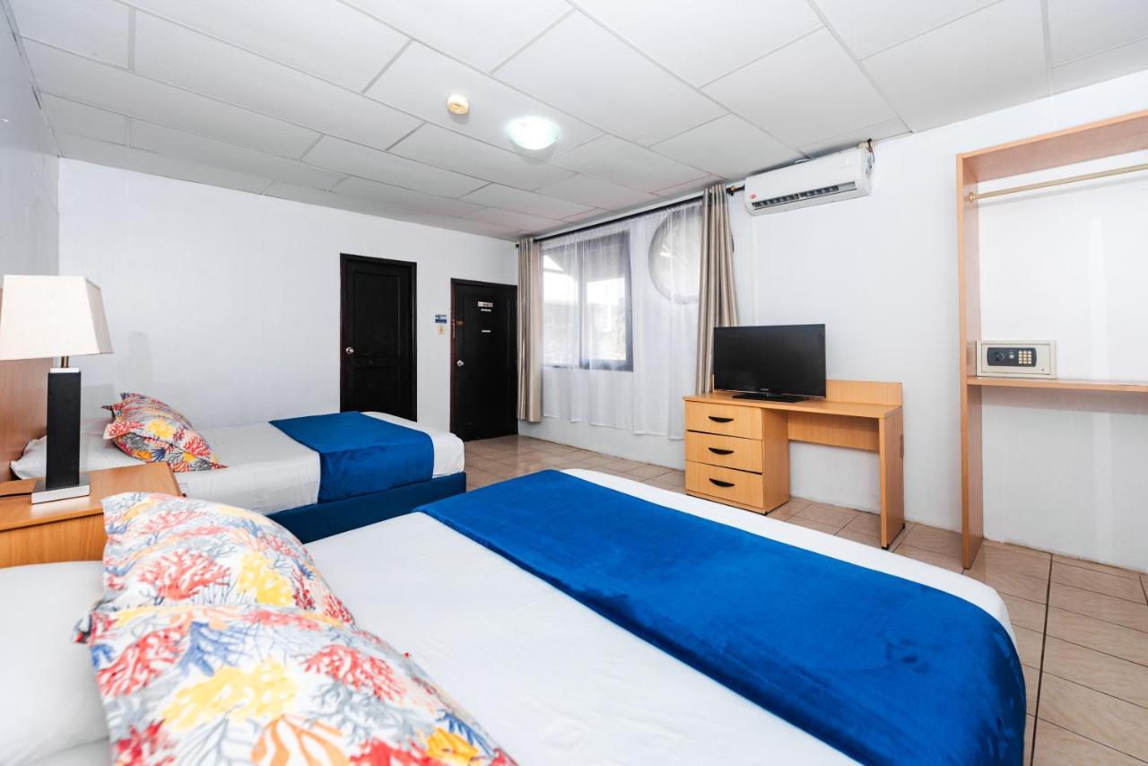 Hostal North Seymour Пуэрто-Айора Экстерьер фото
